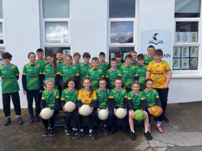 New Jerseys gifted by Skellig Rangers GAA Club New Jerseys gifted by Skellig Rangers GAA Club